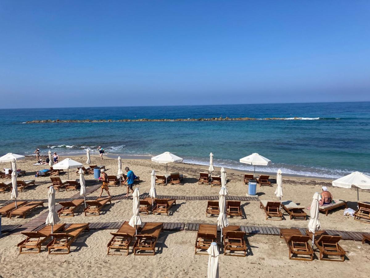 Sun Julz Apartments On The Beach Paphos Exteriér fotografie
