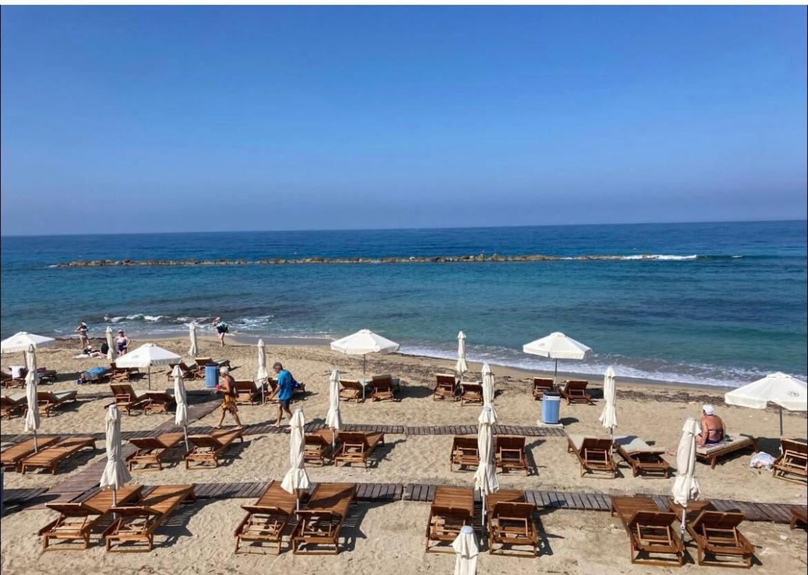 Sun Julz Apartments On The Beach Paphos Exteriér fotografie